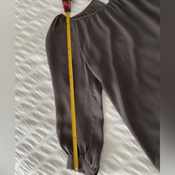 JOIE Grey Silk Flowy Boho Blouse Tie Neck Low Scoop Neck Relaxed Fit High Low - Picture 13 of 13